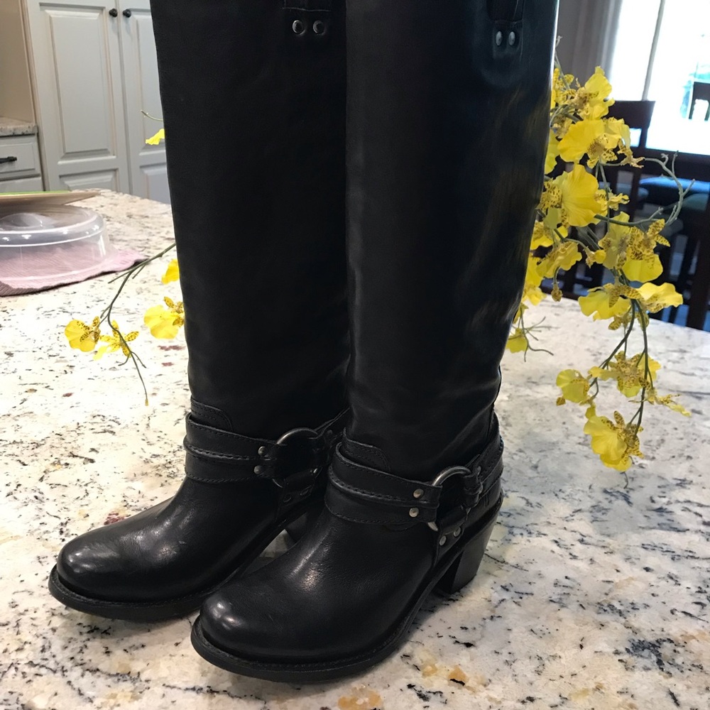 Frye Carmen Harness